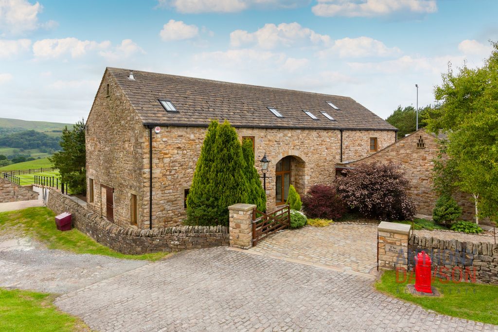 Additional image 19 of 7 bed detached house for saleMerrills Head Barn, Long Causeway, Burnley BB10