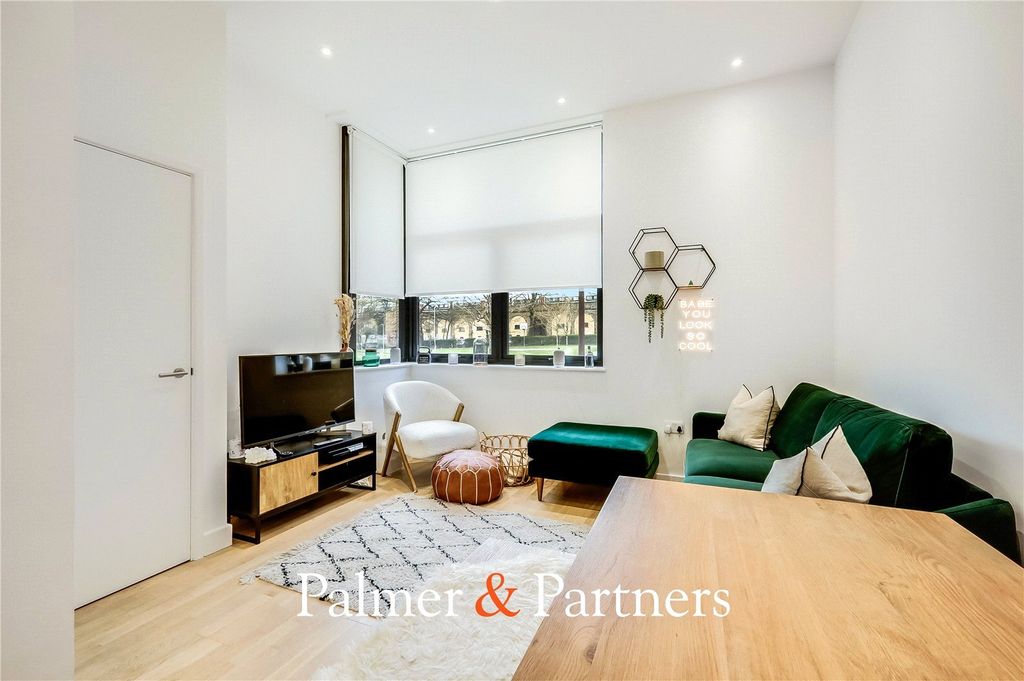 Additional image 6 of 2 bed maisonette for saleBurgess Springs, Chelmsford, Essex CM1