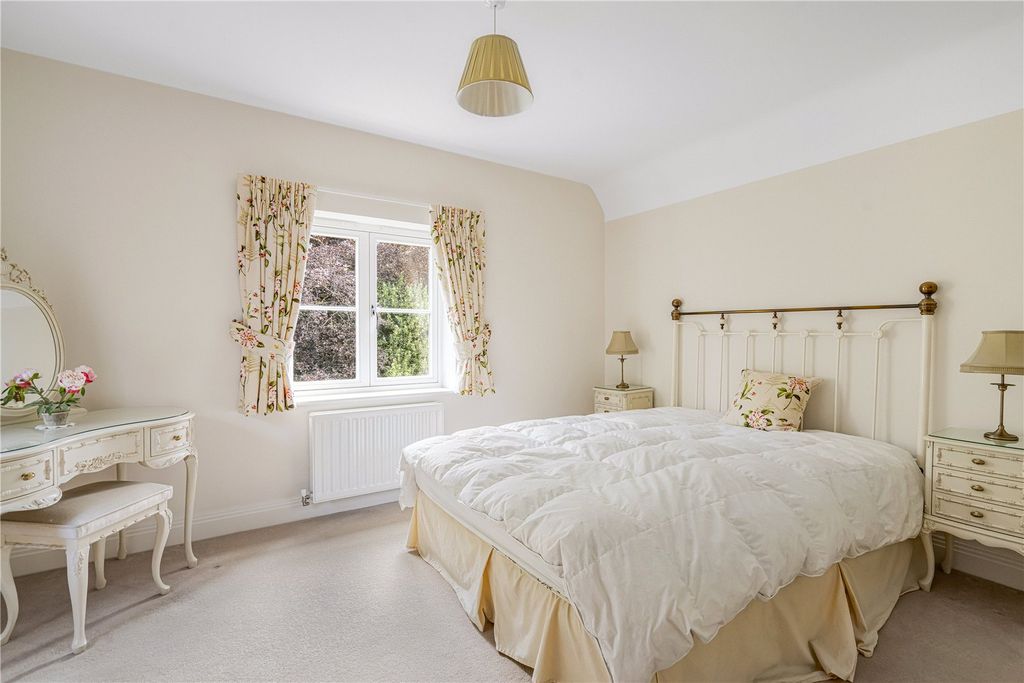 Additional image 12 of 3 bed detached house for saleHernes Oak, Chinnor, Oxfordshire OX39
