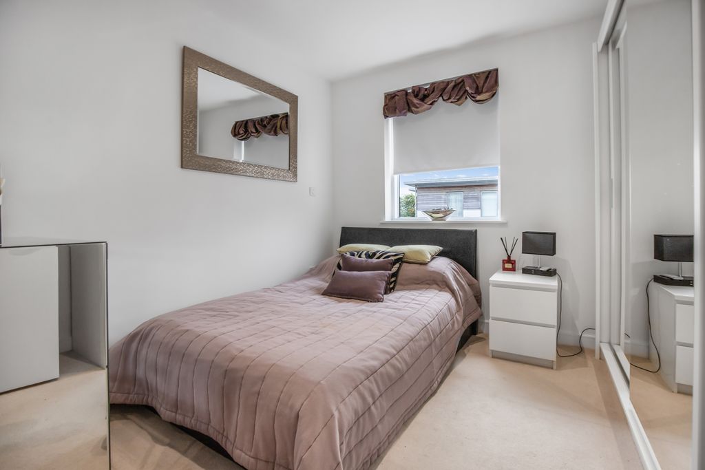 Additional image 8 of 2 bed flat for saleDee Hills Park, Chester CH3