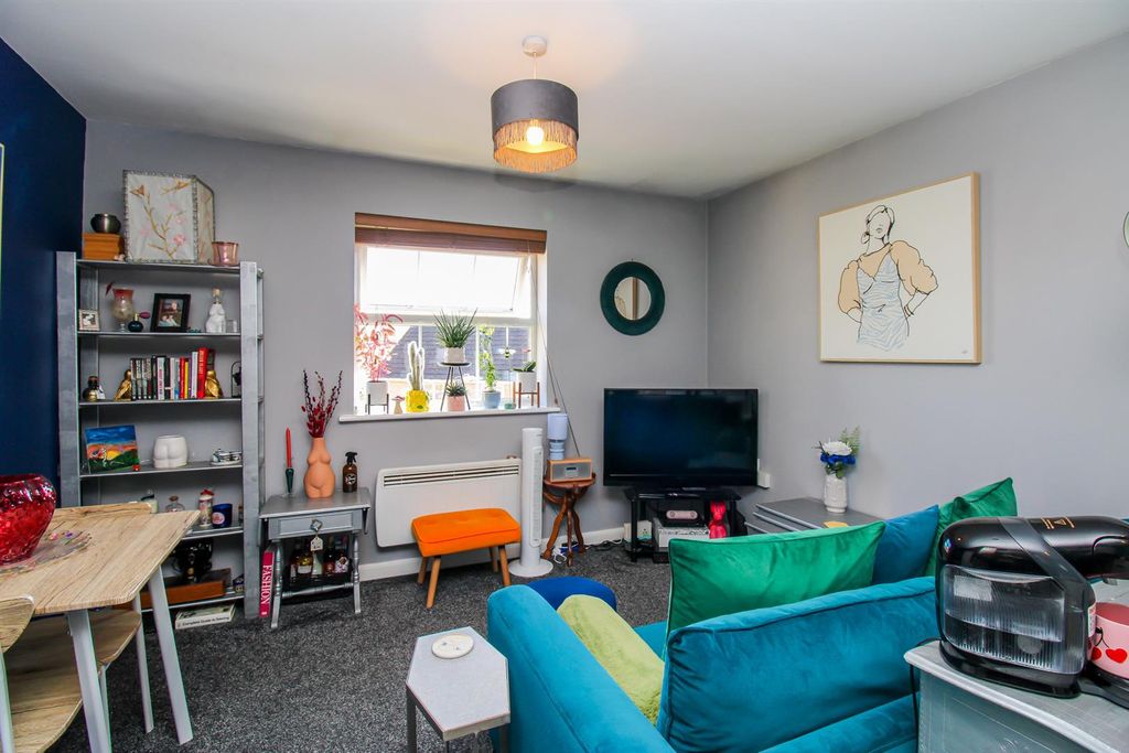 Additional image 5 of 1 bed flat for saleHarrison Court, Morris Road, Castleford WF10