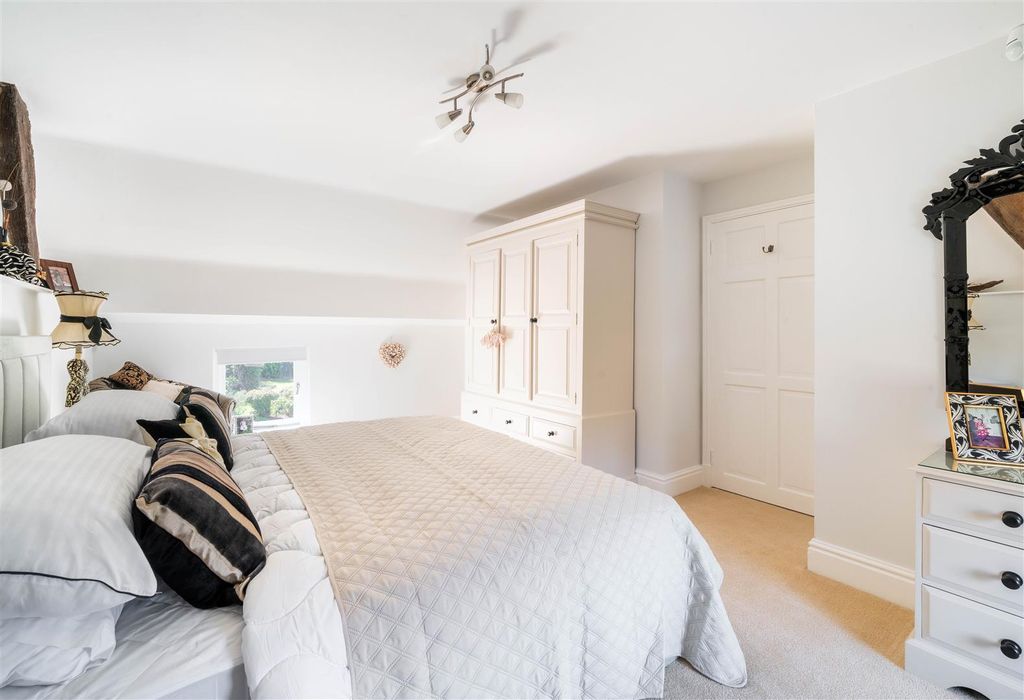 Additional image 46 of 4 bed property for saleHawthorne Barns, Walton Back Lane, Somersall, Chesterfield S42
