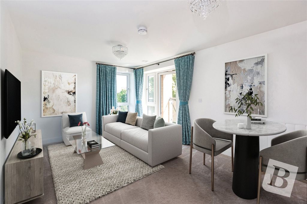 2 bed flat for salePrinces Road, Chelmsford, Essex CM2