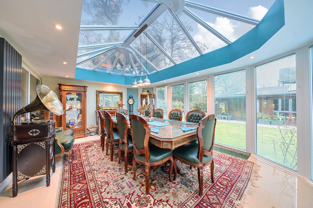 Additional image 16 of 5 bed detached house for saleHeathfield Road, Bushey WD23