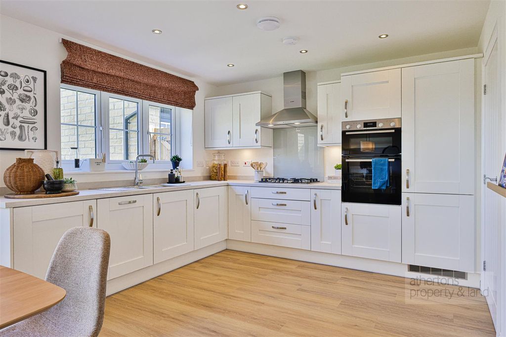 Additional image 7 of 4 bed detached house for saleMeadow View Close, Worsthorne, Burnley BB10