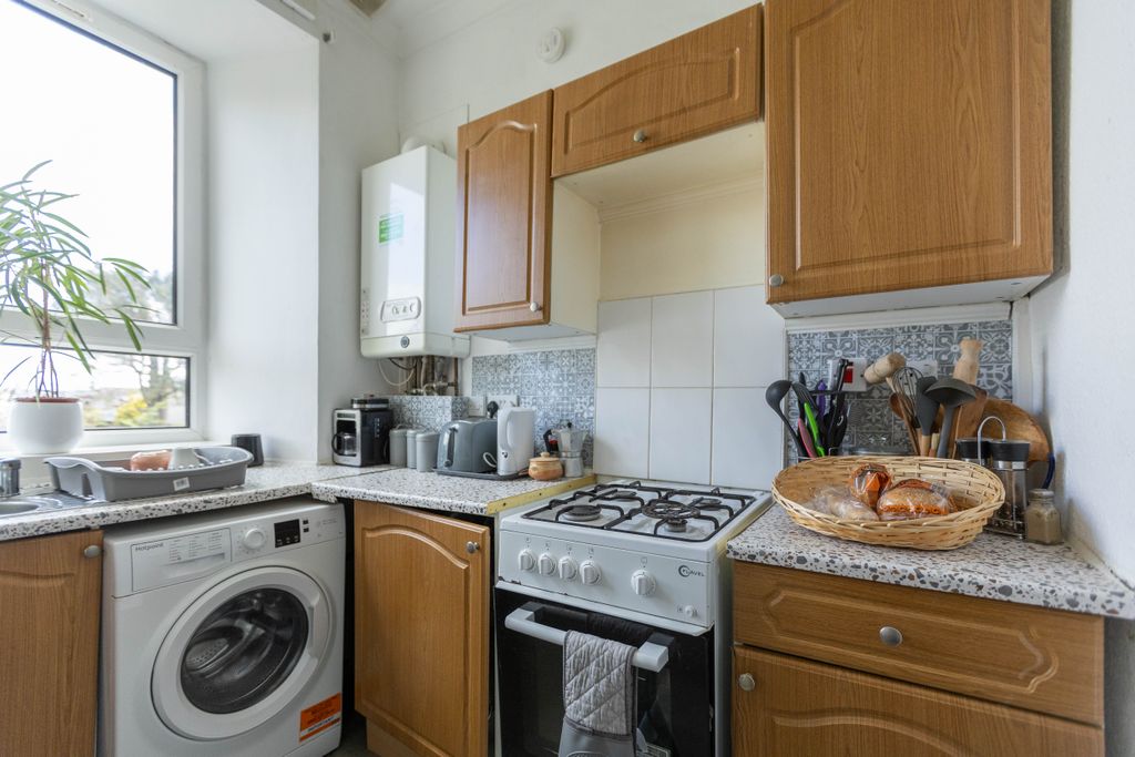 Additional image 6 of 2 bed flat for saleHill Street, Dunoon PA23