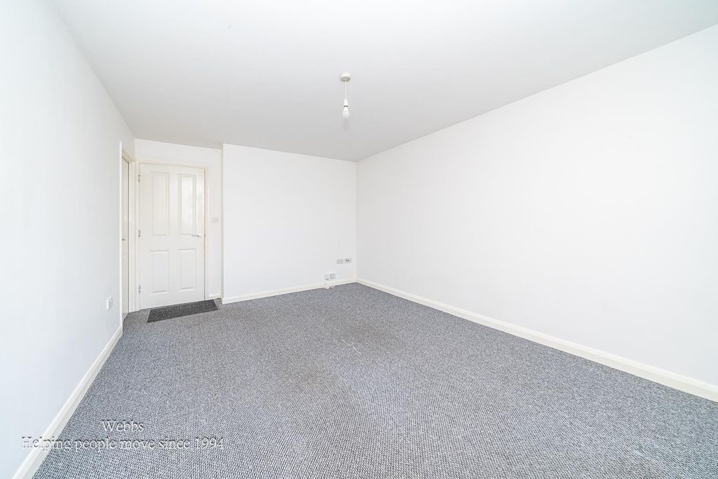 Additional image 4 of 2 bed flat for saleBroad Street, Cannock WS11