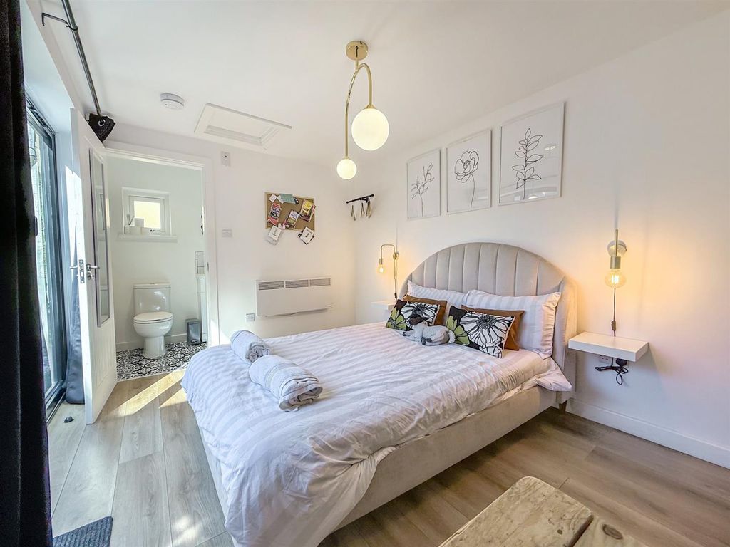 Additional image 30 of 5 bed detached house for saleSilkstone Crescent, Buxton SK17
