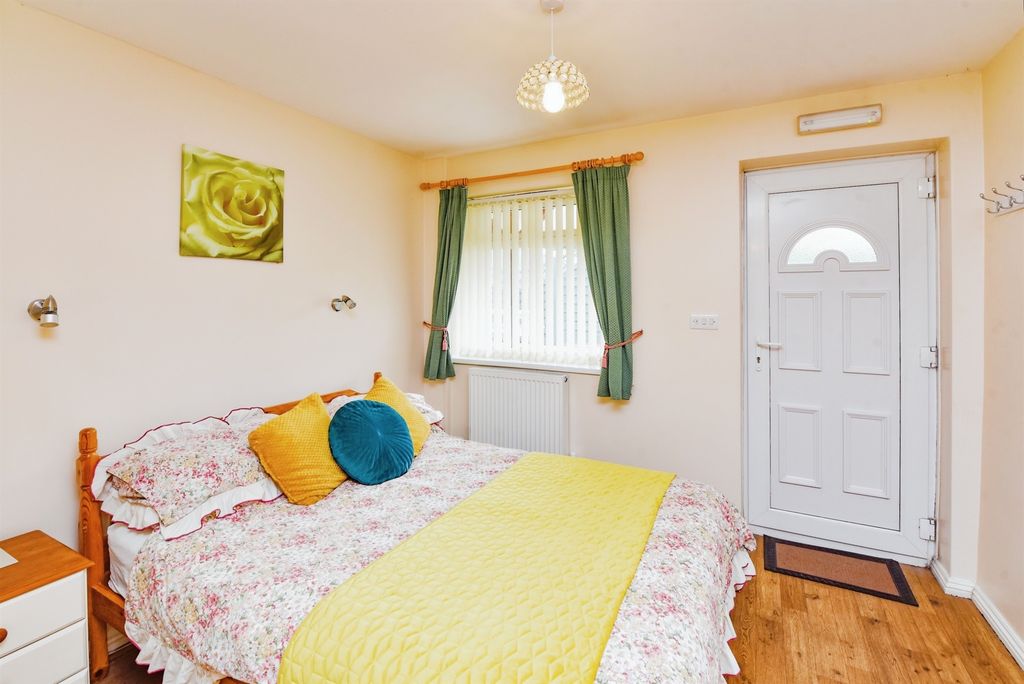 Additional image 16 of 14 bed detached house for saleLacock Road, Patterdown, Chippenham SN15