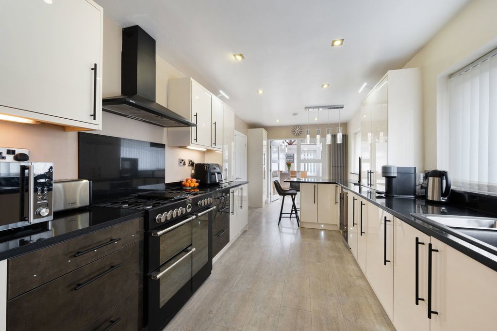 Additional image 13 of 5 bed detached house for saleSlaidburn Drive, Bury BL8