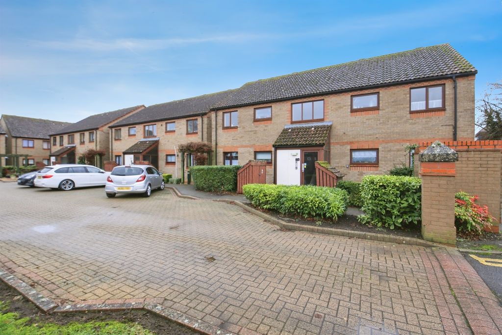 Additional image 9 of 1 bed flat for saleRobingoodfellows Lane, March PE15