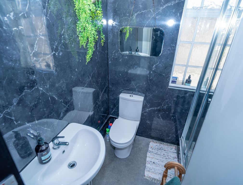 Additional image 13 of 7 bed property for saleEagle Star House, 9 Quay Street, Carmarthen SA31