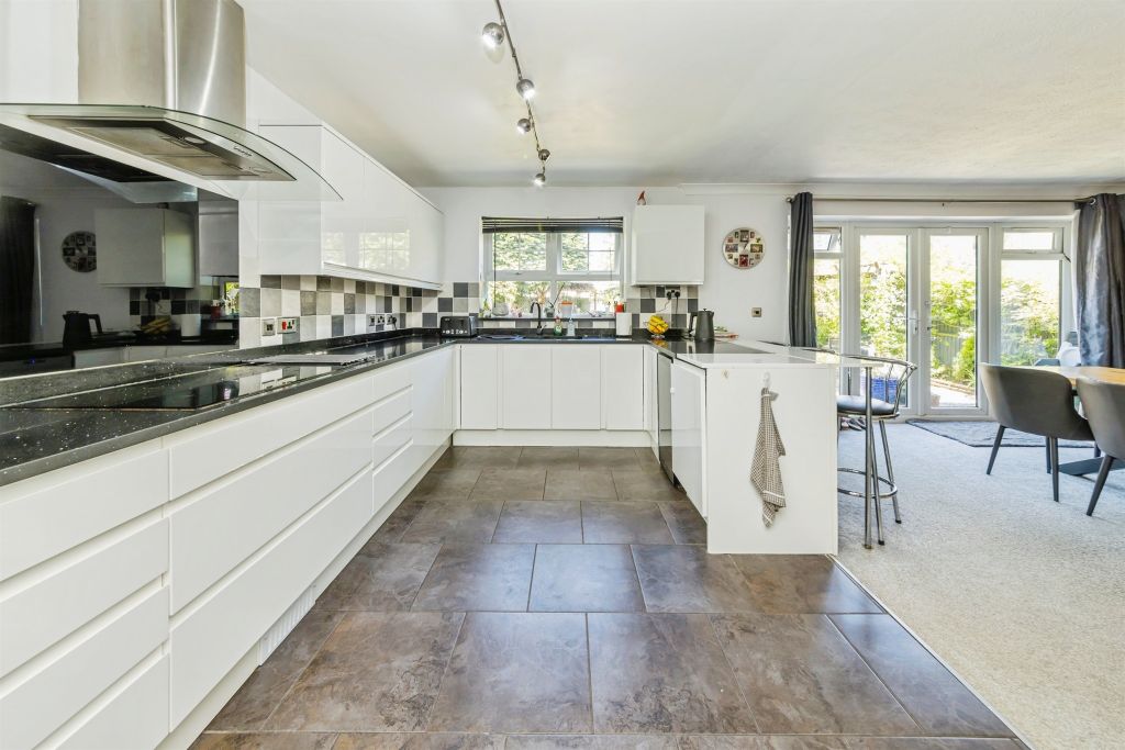 Additional image 6 of 6 bed detached house for saleThe Oaks, Burgess Hill RH15