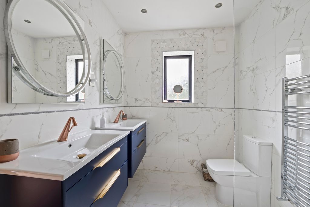 Additional image 20 of 5 bed detached house for saleCarshalton, Surrey SM5