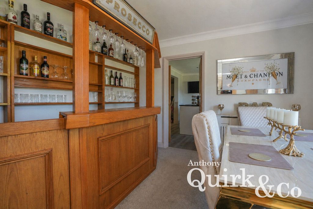 Additional image 11 of 4 bed detached house for salePrince William Avenue, Canvey Island SS8