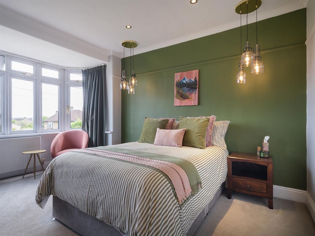 Additional image 18 of 5 bed detached house for saleYewstock Crescent West, Chippenham SN15