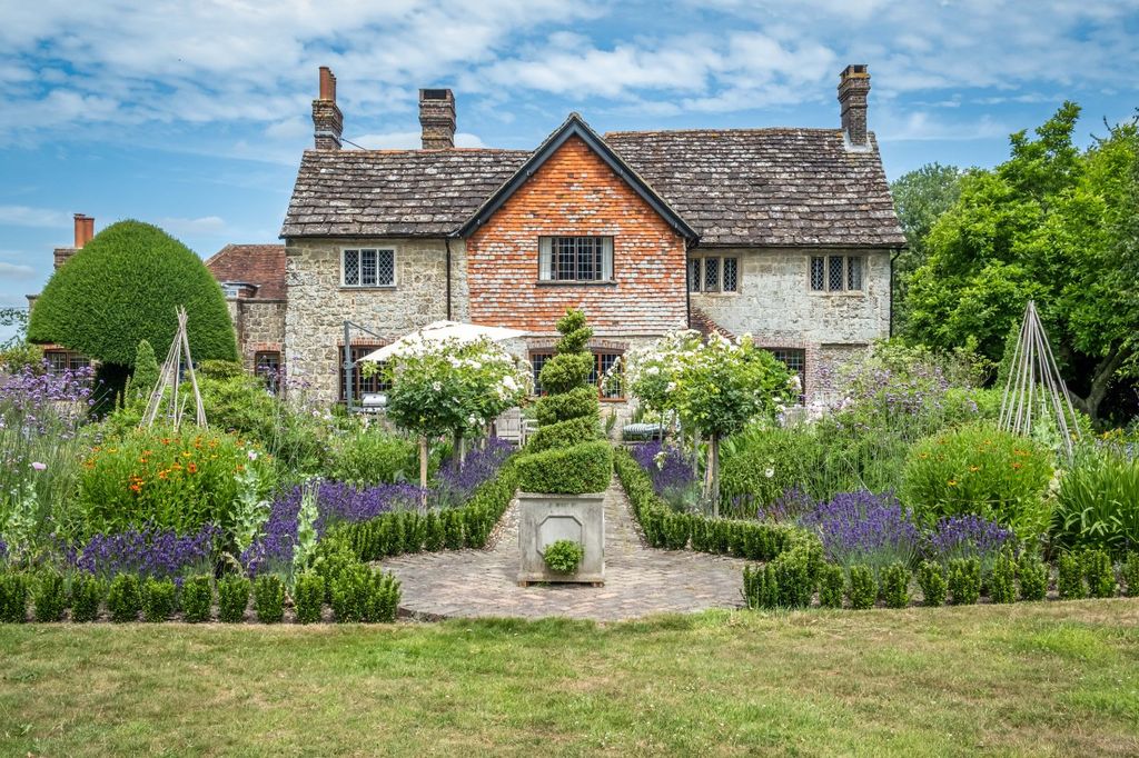 Additional image 24 of 6 bed equestrian for saleBroadford Bridge Road, West Chiltington, Pulborough, West Sussex RH20