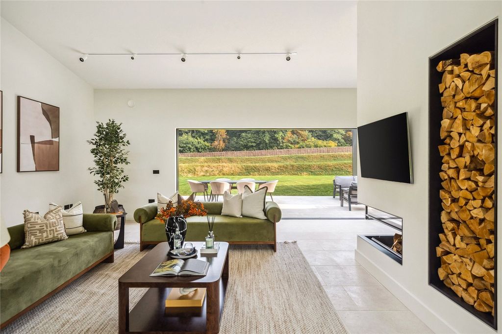 Additional image 8 of 7 bed detached house for saleBirch Grove, Chalfont St. Giles, Buckinghamshire HP8