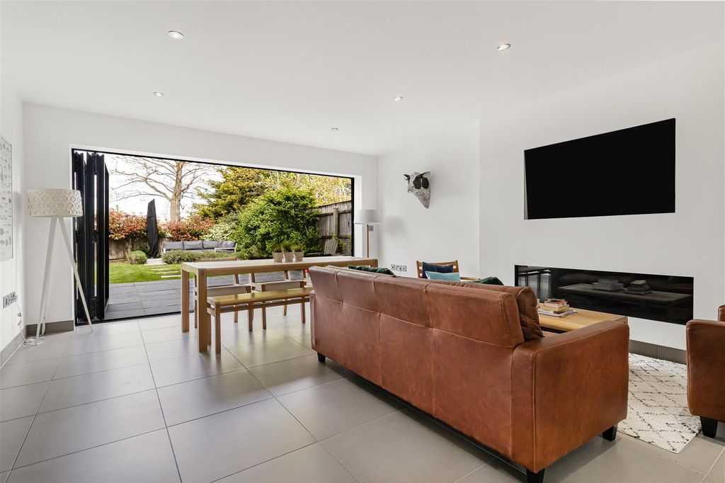 Additional image 7 of 4 bed link detached house for saleSpens Avenue, Cambridge CB3