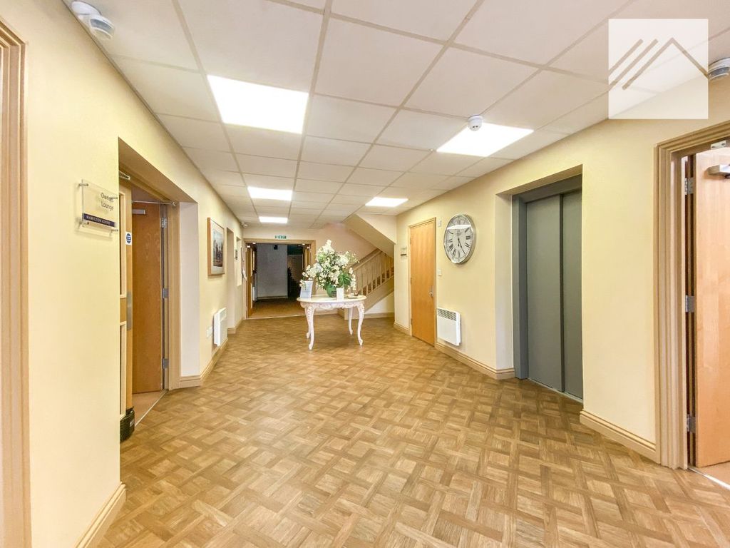 Additional image 11 of 2 bed flat for saleFlat, Hamilton Court, Long Road, Canvey Island SS8