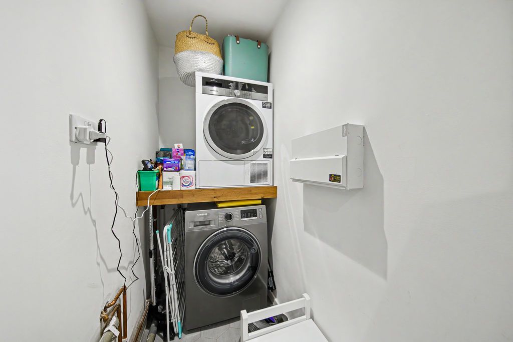 Additional image 14 of 2 bed flat for saleGlenthorne Close, Brampton, Chesterfield S40
