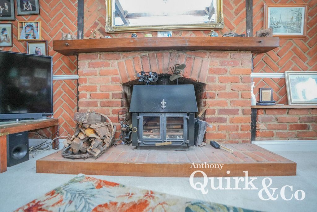 Additional image 7 of 5 bed detached house for saleSt. Agnes Drive, Canvey Island SS8
