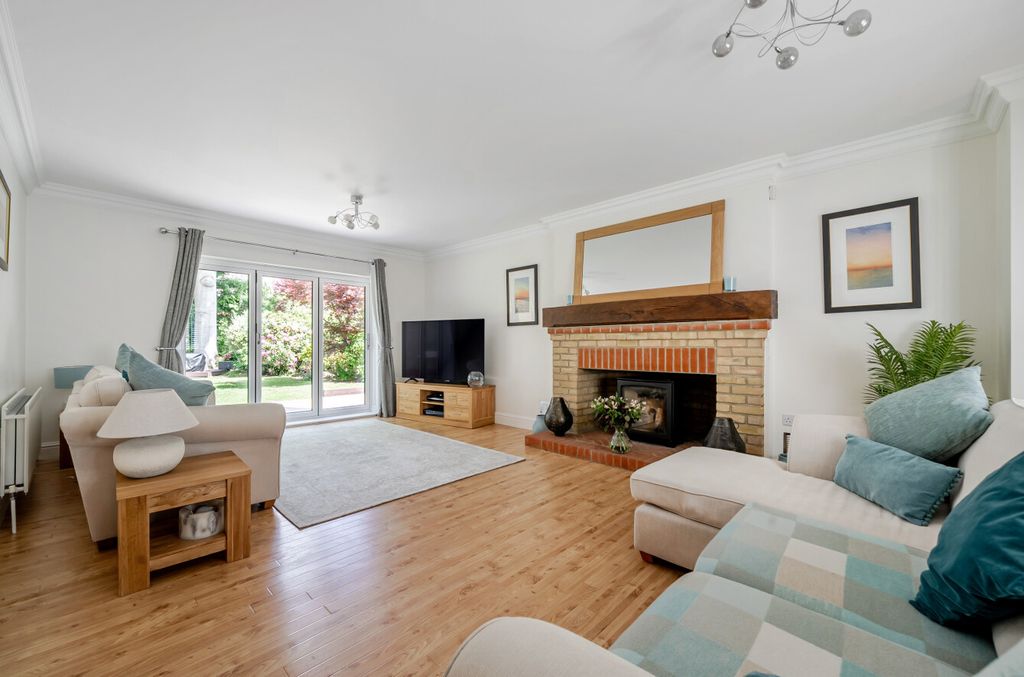 Additional image 4 of 5 bed detached house for saleGolf Drive, Camberley, Surrey GU15
