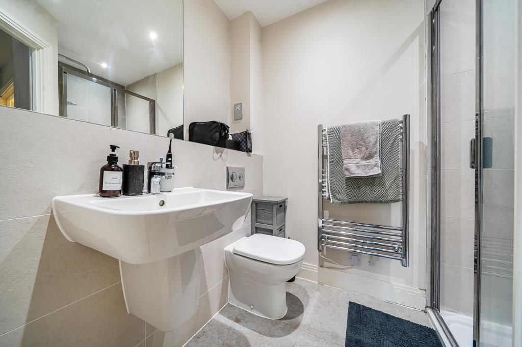 Additional image 19 of 2 bed flat for saleChesham, Buckinghamshire HP5