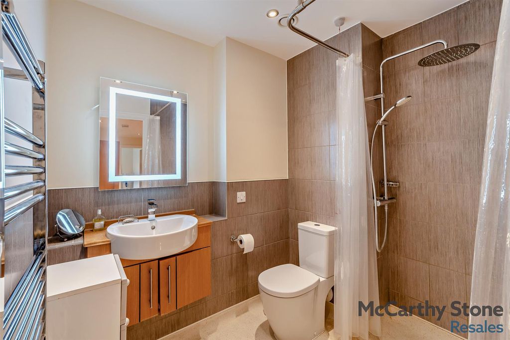Additional image 8 of 2 bed flat for saleBowles Court, Westmead Lane, Chippenham, Wiltshire SN15