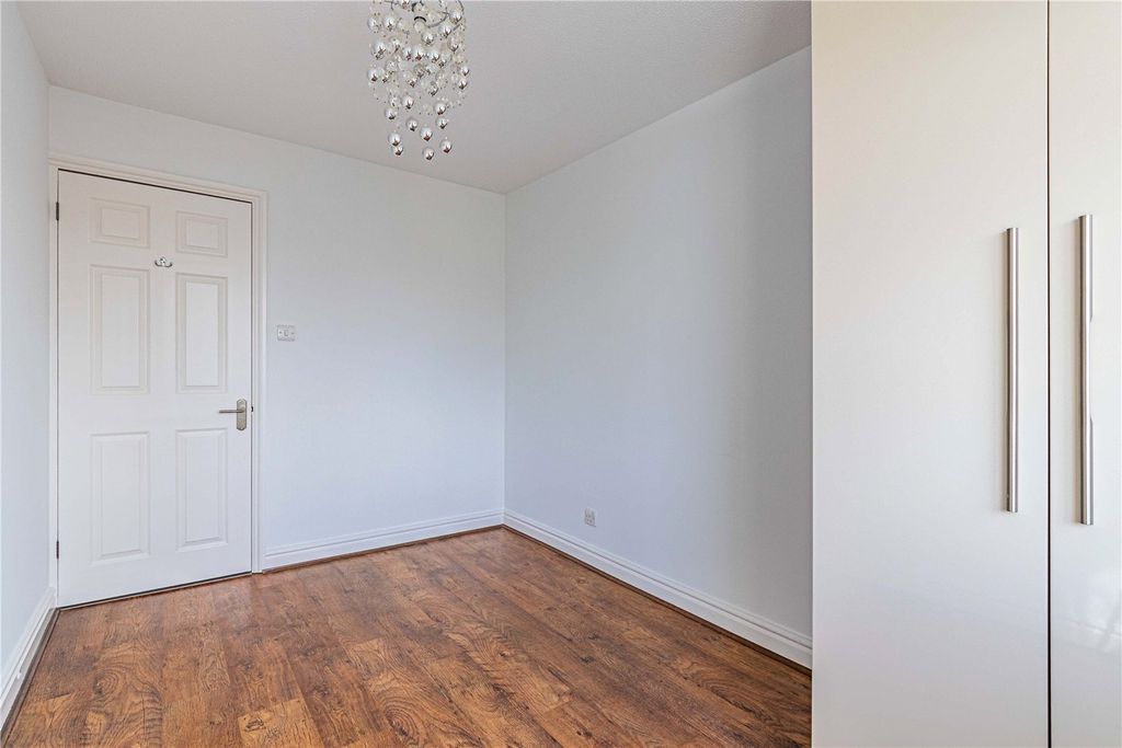 Additional image 27 of 4 bed semi-detached house for saleThe Birches, Bushey, Hertfordshire WD23