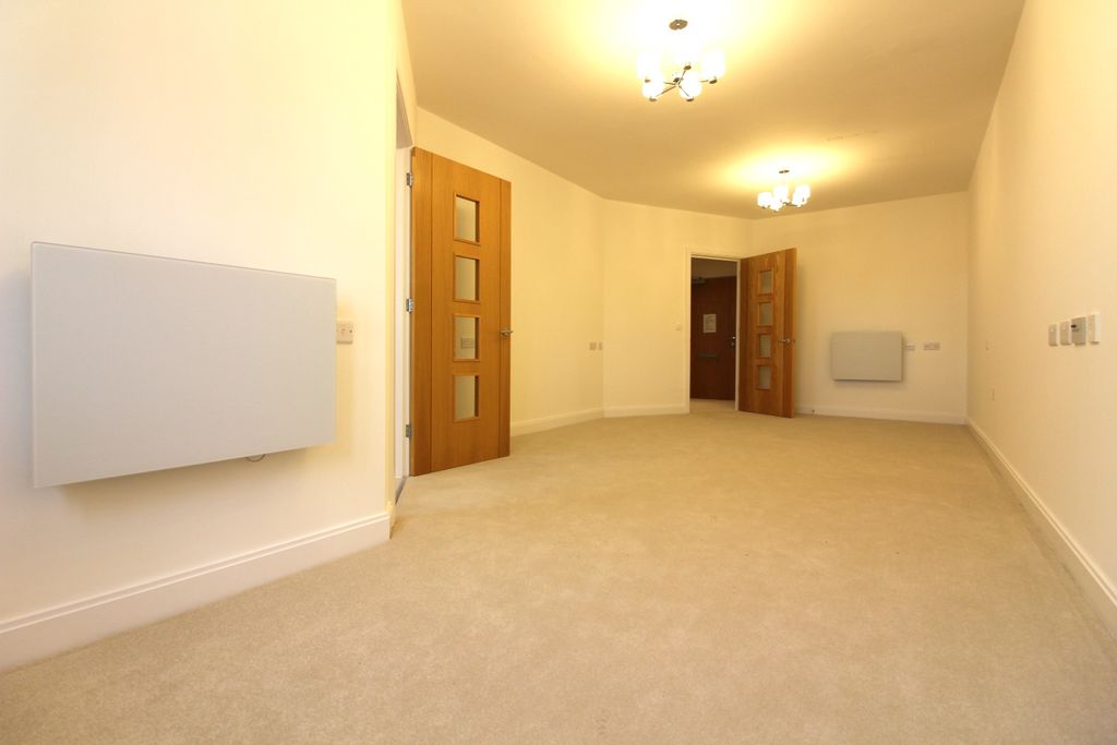 Additional image 9 of 1 bed flat for saleTrinity Road, Chipping Norton OX7