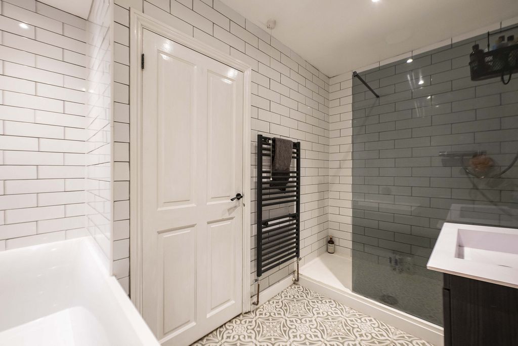 Additional image 23 of 4 bed detached house for saleChestnut Avenue, Chesham HP5
