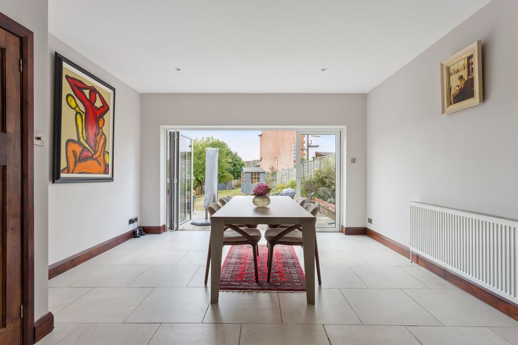 Additional image 5 of 4 bed detached house for saleLowndes Avenue, Chesham, Buckinghamshire HP5