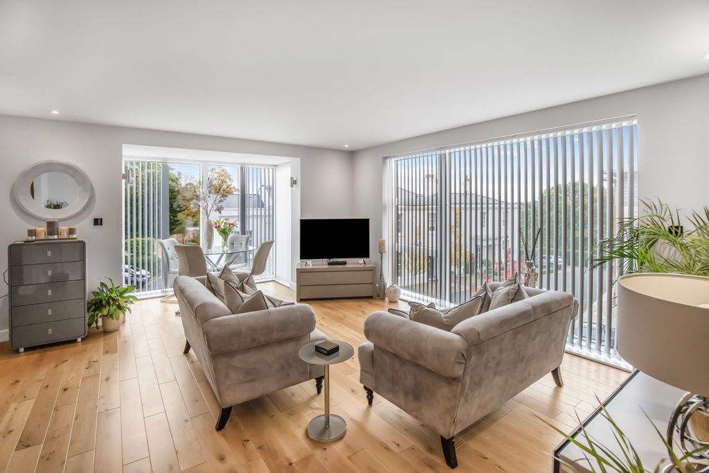 Additional image 2 of 2 bed flat for saleDee Hills Park, Chester CH3