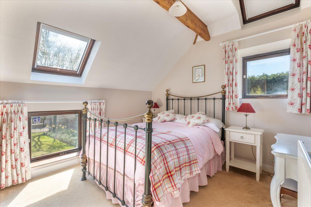 Additional image 13 of 7 bed detached house for saleLower Street, Fittleworth, West Sussex RH20