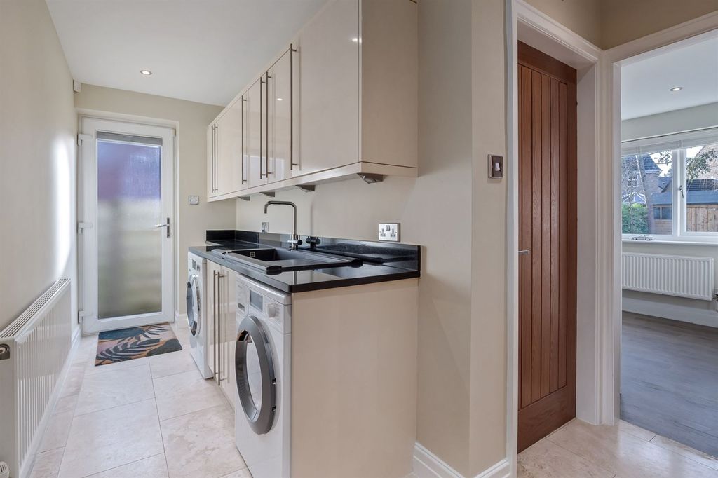 Additional image 29 of 5 bed property for saleLightwood Road, Buxton SK17
