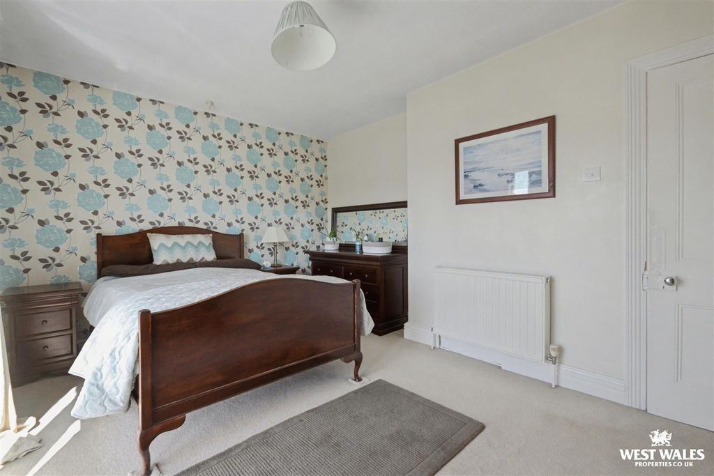 Additional image 10 of 5 bed semi-detached house for salePark Place, Cardigan SA43