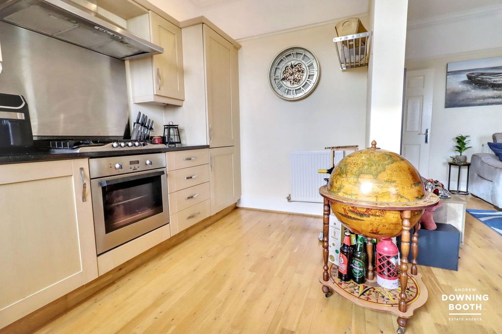 Additional image 8 of 2 bed flat for saleNightingale Court, Nightingale Walk, Burntwood WS7