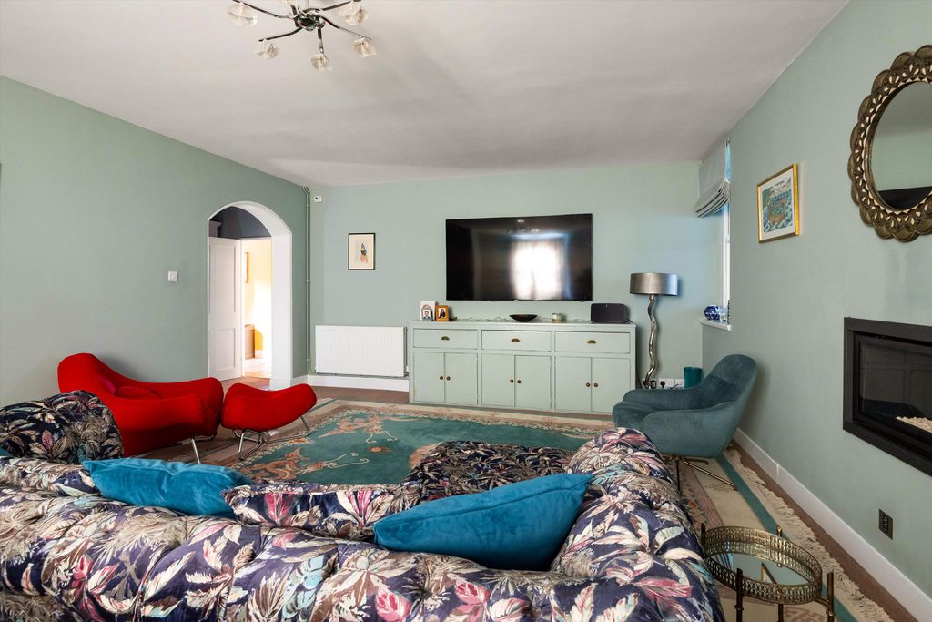 Additional image 9 of 6 bed detached house for saleMoorend Park Road, Cheltenham, Gloucestershire GL53