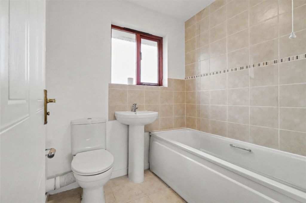 Additional image 7 of 2 bed flat for saleOakwood Court, Brook Meadow, South Molton, Devon EX36