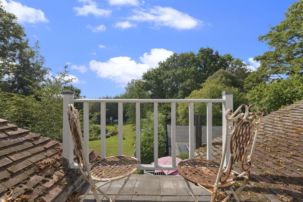 Additional image 8 of 5 bed detached house for salePerry Street, Chislehurst BR7