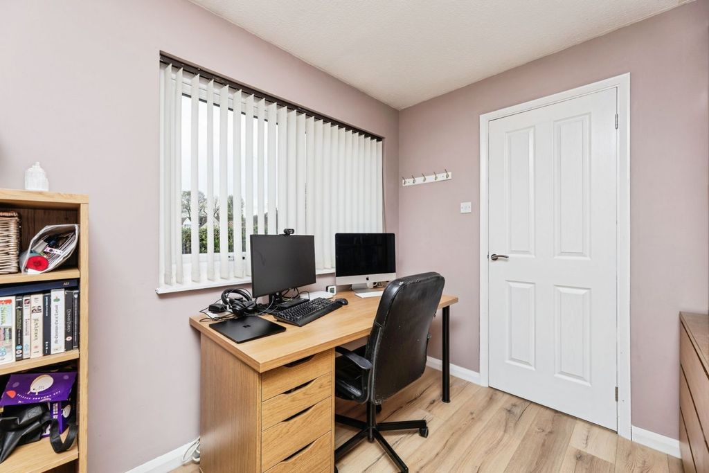 Additional image 11 of 4 bed detached house for saleHillcrest Mount, Townville, Castleford WF10