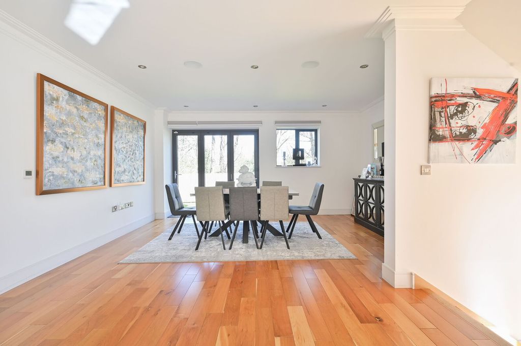 Additional image 14 of 5 bed detached house for saleThe Harlequins, Sandy Lane, Bushey WD23