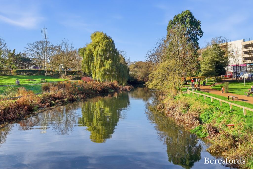 Additional image 24 of 3 bed flat for saleNew London Road, Chelmsford CM2