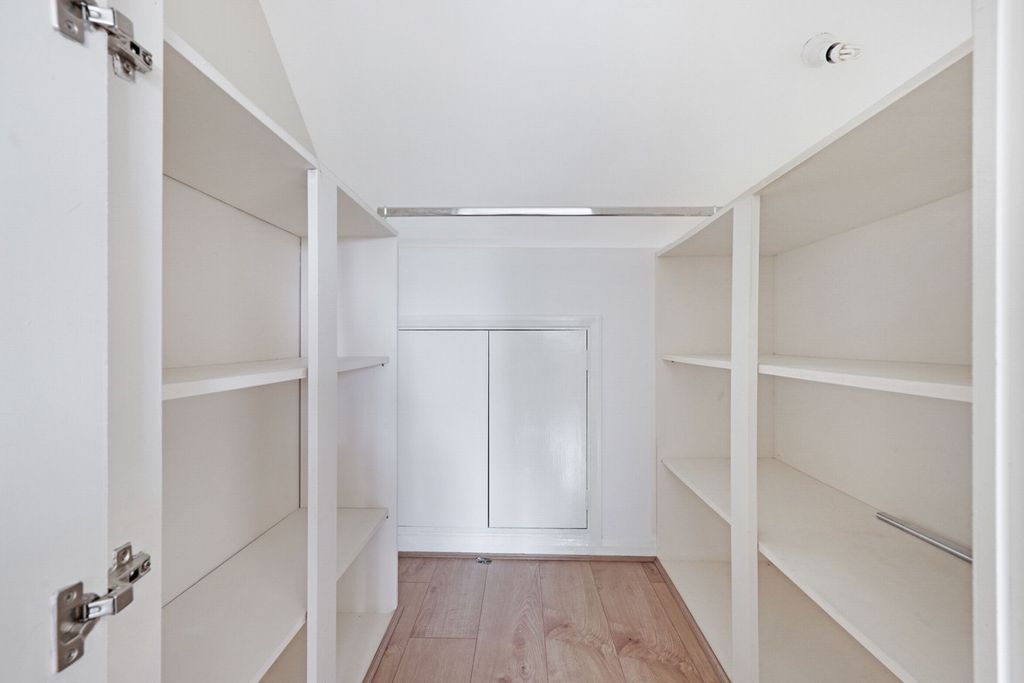 Additional image 15 of 3 bed detached house for saleRoebuck Lane, Buckhurst Hill IG9