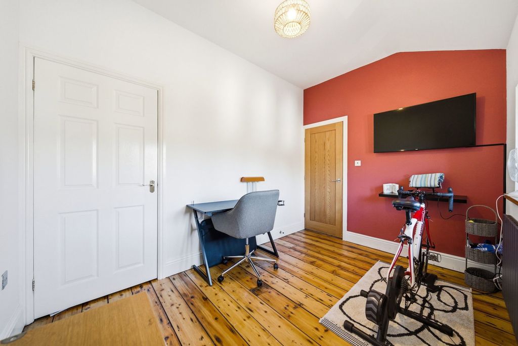 Additional image 49 of 4 bed barn conversion for saleGlen View Road, Burnley BB11