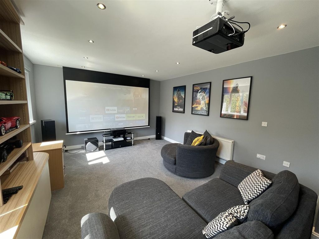 Additional image 22 of 6 bed detached house for saleLindisfarne Close, Chester Le Street DH2