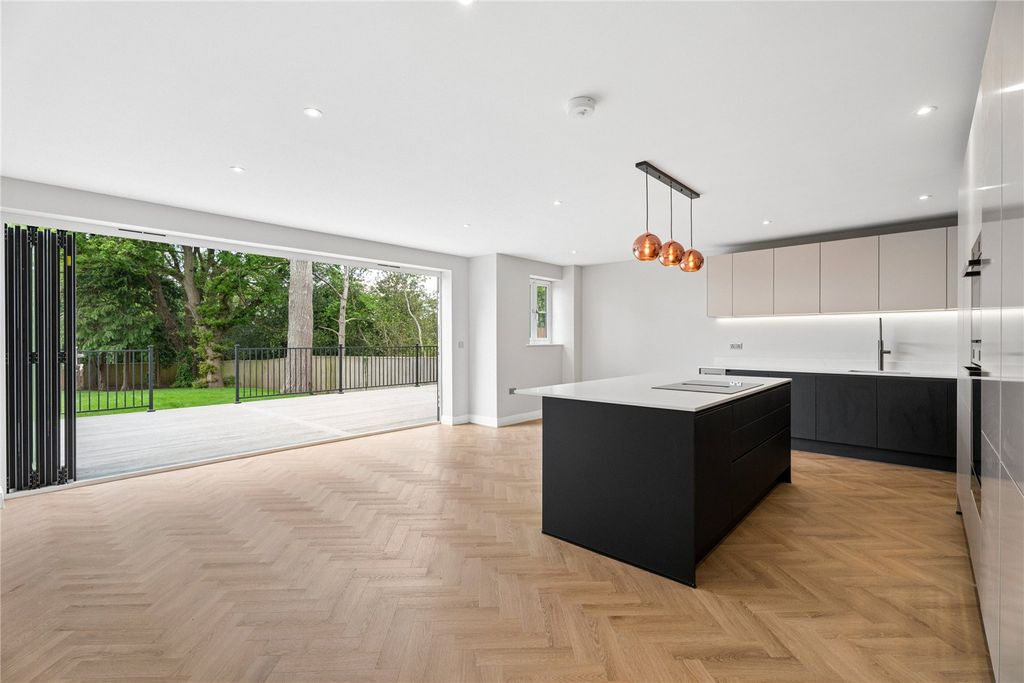 Additional image 2 of 5 bed detached house for saleLye Green Road, Chesham, Buckinghamshire HP5
