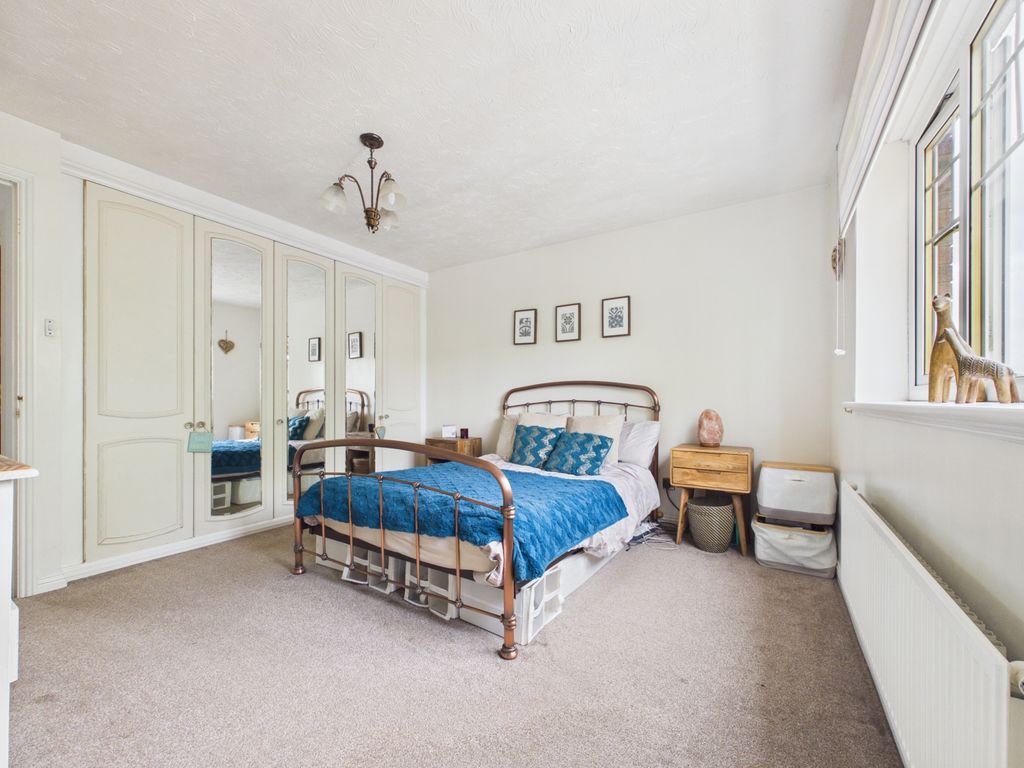 Additional image 16 of 4 bed detached house for salePasture Way, Castleford, West Yorkshire WF10