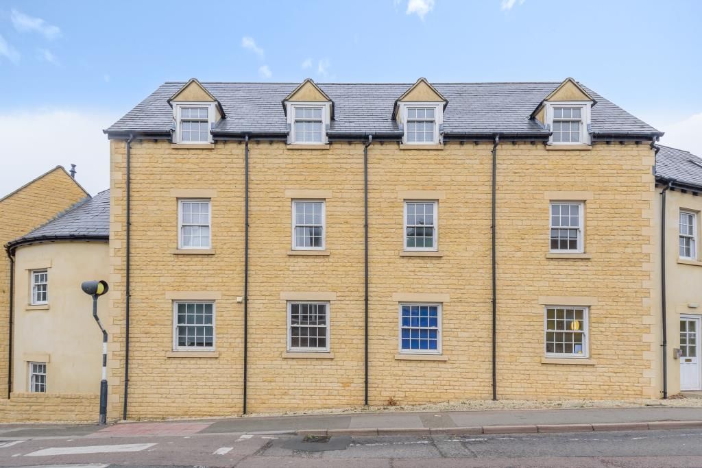 2 bed flat for saleChipping Norton, Oxfordshire OX7